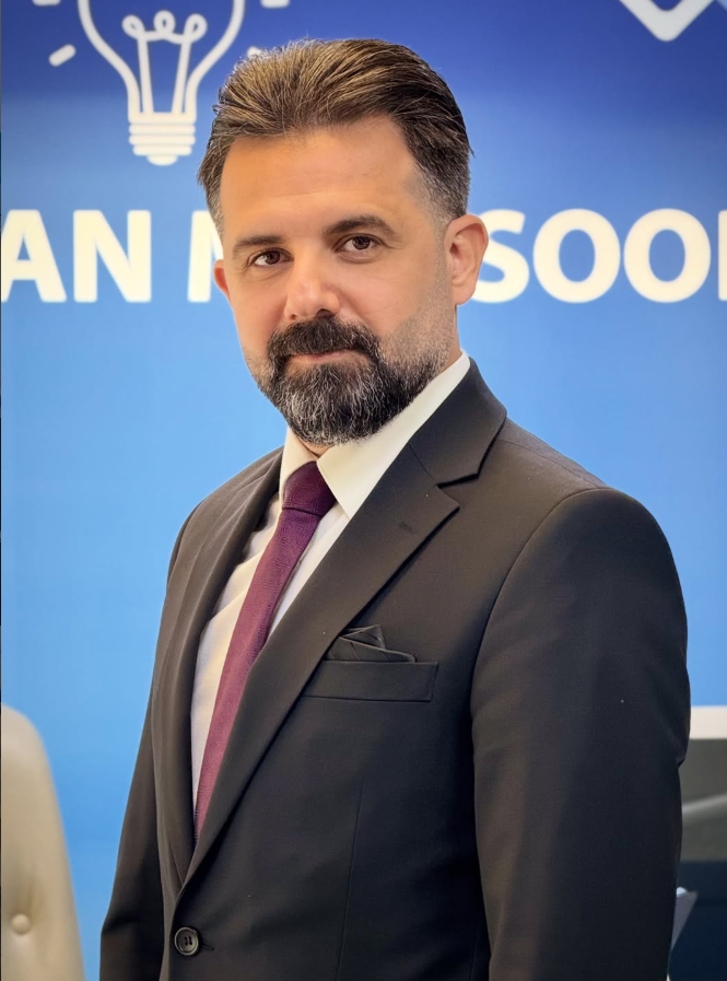Dr. Ehsan Mansoor
